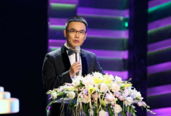 央视张羽背景,央视资深主播的传媒之路与时代印记