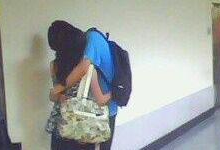 学生偷吃禁果照片,学生偷吃照片引发的反思